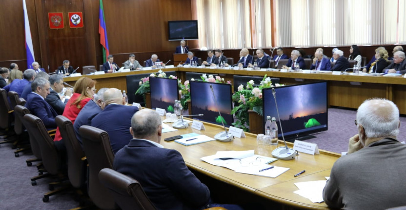 Руководитель Дагестанстата принял участие в коллегии Министерства промышленности и торговли Республики Дагестан